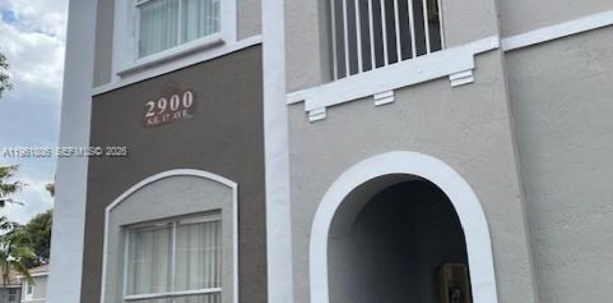 Condo in Homestead, Florida, 3 bedrooms № 2024534