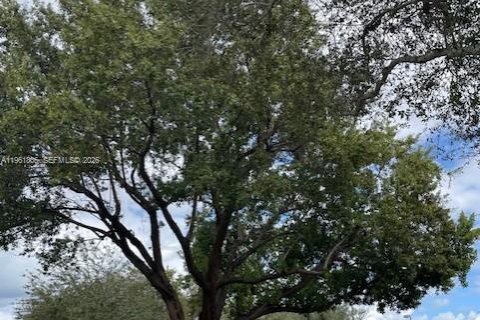 Condo in Homestead, Florida, 3 bedrooms № 2024534 - photo 15