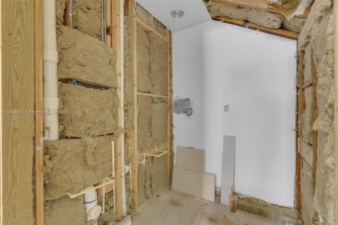 Villa ou maison à vendre à Miami Shores, Floride: 4 chambres, 159.14 m2 № 2019505 - photo 17