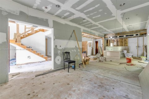 Villa ou maison à vendre à Miami Shores, Floride: 4 chambres, 159.14 m2 № 2019505 - photo 7