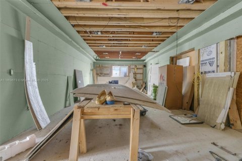 Villa ou maison à vendre à Miami Shores, Floride: 4 chambres, 159.14 m2 № 2019505 - photo 9