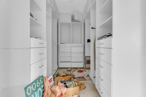 Villa ou maison à vendre à Miami Shores, Floride: 4 chambres, 159.14 m2 № 2019505 - photo 25