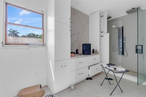 Villa ou maison à vendre à Miami Shores, Floride: 4 chambres, 159.14 m2 № 2019505 - photo 21