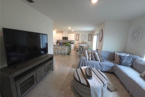 House in Lake Alfred, Florida 4 bedrooms, 226.22 sq.m. № 1851287 - photo 6
