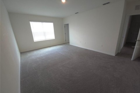 House in Lake Alfred, Florida 4 bedrooms, 226.22 sq.m. № 1851287 - photo 2