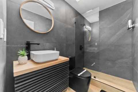 Снять в аренду виллу или дом в Холливуд, Флорида 4 спальни, 181.16м2, № 2021600 - фото 21