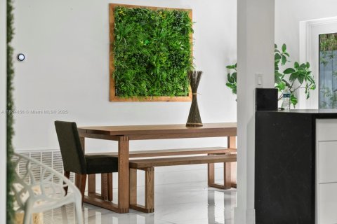 Снять в аренду виллу или дом в Холливуд, Флорида 4 спальни, 181.16м2, № 2021600 - фото 30