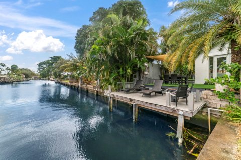 Снять в аренду виллу или дом в Холливуд, Флорида 4 спальни, 181.16м2, № 2021600 - фото 2