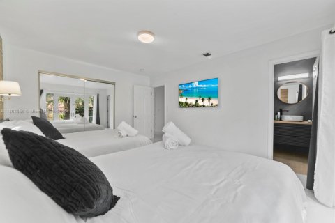 Снять в аренду виллу или дом в Холливуд, Флорида 4 спальни, 181.16м2, № 2021600 - фото 18