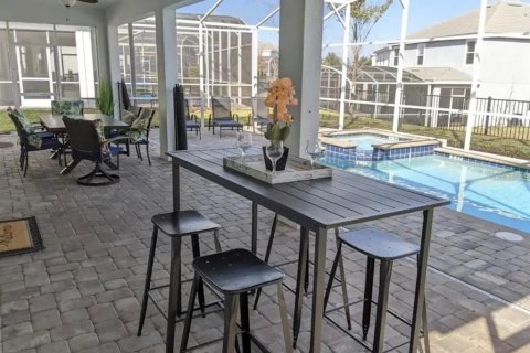 Casa en venta en Davenport, Florida, 9 dormitorios, 363.15 m2 № 2225307 - foto 17
