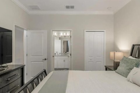 Casa en venta en Davenport, Florida, 9 dormitorios, 363.15 m2 № 2225307 - foto 21