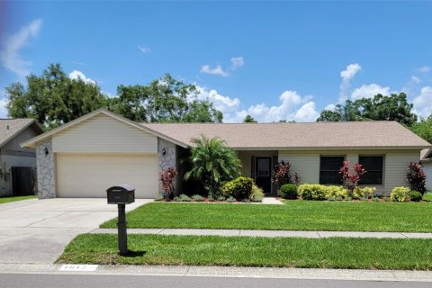 Casa en venta en Valrico, Florida, 4 dormitorios, 182.55 m2 № 1690138 - foto 1