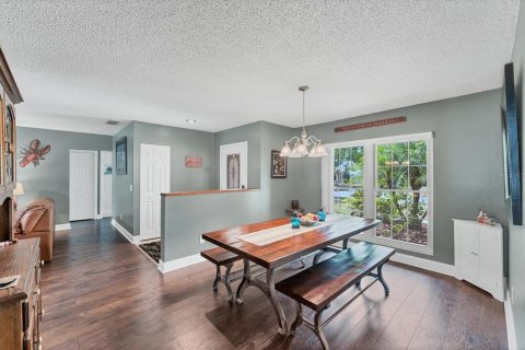 Casa en venta en Valrico, Florida, 4 dormitorios, 182.55 m2 № 1690138 - foto 4
