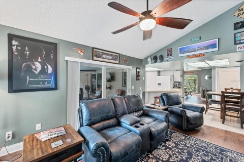 Casa en venta en Valrico, Florida, 4 dormitorios, 182.55 m2 № 1690138 - foto 11