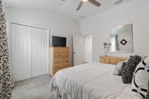 House in The Villages, Florida 3 bedrooms, 195.93 sq.m. № 1782183 - photo 23
