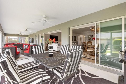 House in The Villages, Florida 3 bedrooms, 195.93 sq.m. № 1782183 - photo 29