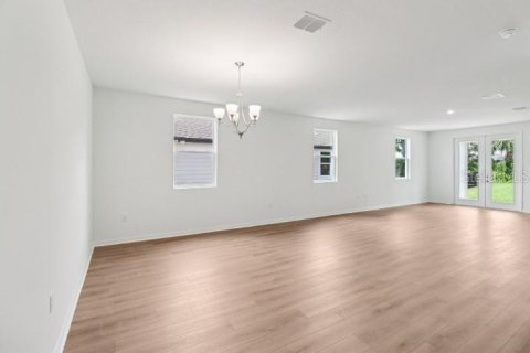 Casa en venta en Winter Garden, Florida, 4 dormitorios, 206.8 m2 № 2207396 - foto 4