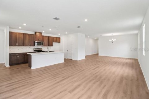 Casa en venta en Winter Garden, Florida, 4 dormitorios, 206.8 m2 № 2207396 - foto 9