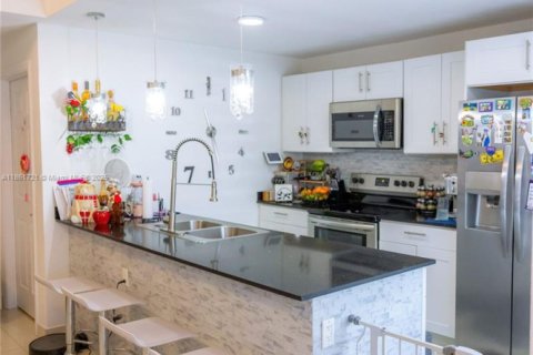 Villa ou maison à vendre à Homestead, Floride: 4 chambres, 133.22 m2 № 1977326 - photo 6