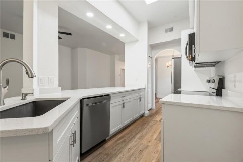 Condominio en venta en Orlando, Florida, 2 dormitorios, 133.59 m2 № 2304677 - foto 14