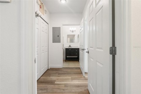 Condominio en venta en Orlando, Florida, 2 dormitorios, 133.59 m2 № 2304677 - foto 4