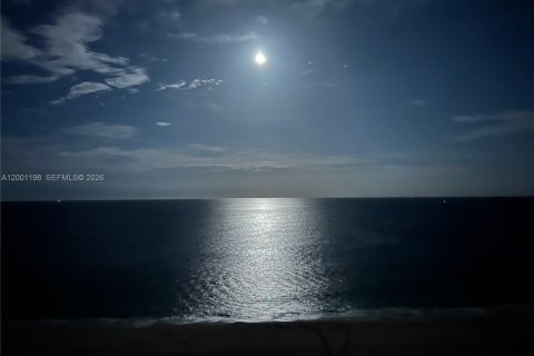 Снять в аренду кондоминиум в Ривьера-Бич, Флорида 2 спальни, 148.64м2, № 2065213 - фото 26