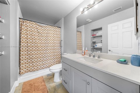 Townhouse in Atlantis, Florida 3 bedrooms, 121.52 sq.m. № 1947753 - photo 18