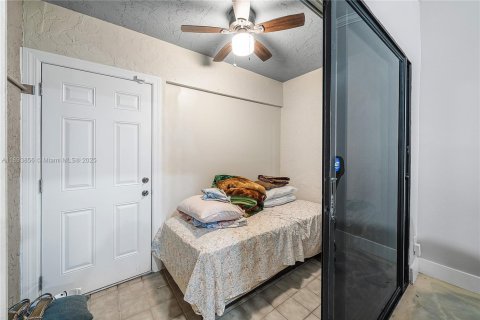 Townhouse in Atlantis, Florida 3 bedrooms, 121.52 sq.m. № 1947753 - photo 10