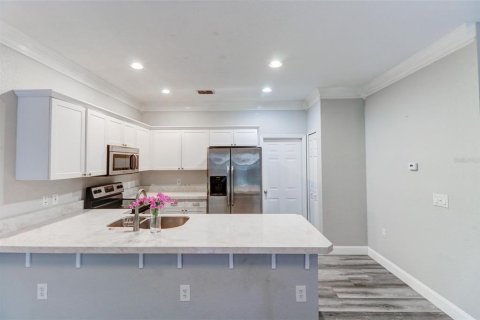 Touwnhouse à louer à Tampa, Floride: 2 chambres, 141.77 m2 № 2267286 - photo 13