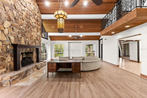 Villa ou maison à louer à Thonotosassa, Floride: 2 chambres, 270.16 m2 № 2167308 - photo 13