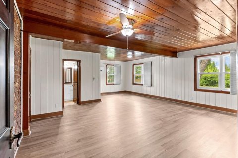 Villa ou maison à louer à Thonotosassa, Floride: 2 chambres, 270.16 m2 № 2167308 - photo 21