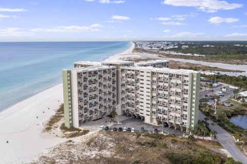 Condo in Panama City Beach, Florida, 1 bedroom  № 558990 - photo 1