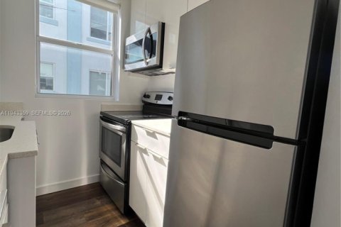 Appartement à louer à Miami, Floride: 1 chambre, 59.92 m2 № 1999597 - photo 5