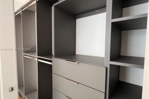 Appartement à louer à Miami, Floride: 1 chambre, 59.92 m2 № 1999597 - photo 11