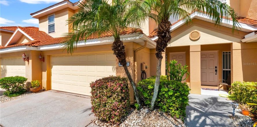 Touwnhouse à Tarpon Springs, Floride 3 chambres, 174.75 m2 № 2235721
