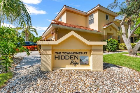 Touwnhouse à vendre à Tarpon Springs, Floride: 3 chambres, 174.75 m2 № 2235721 - photo 7