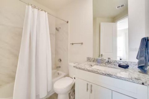 Adosado en venta en Kissimmee, Florida, 5 dormitorios, 197.14 m2 № 1918569 - foto 21
