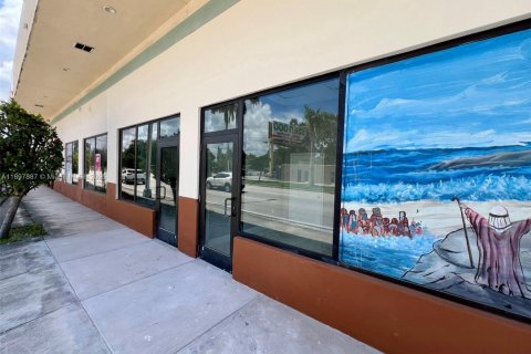 Immobilier commercial à vendre à Miami, Floride № 2081562 - photo 3