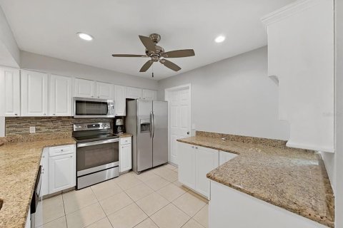 Casa en venta en Tampa, Florida, 2 dormitorios, 108.32 m2 № 1906033 - foto 4