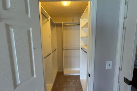 Casa en venta en Tampa, Florida, 2 dormitorios, 108.32 m2 № 1906033 - foto 16