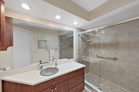 Casa en venta en Tampa, Florida, 2 dormitorios, 108.32 m2 № 1906033 - foto 11