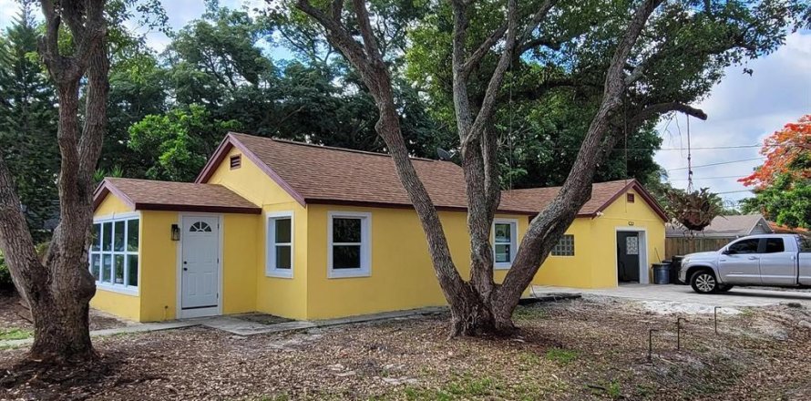Casa en Saint Petersburg, Florida 2 dormitorios, 94.11 m2 № 1918697