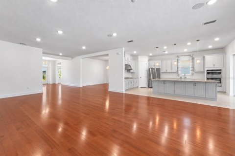 Villa ou maison à vendre à Lakewood Ranch, Floride: 4 chambres, 297.01 m2 № 2419031 - photo 13