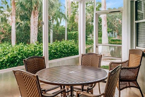 Copropriété à louer à Sarasota, Floride: 3 chambres, 118.91 m2 № 829165 - photo 3
