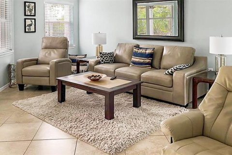 Copropriété à louer à Sarasota, Floride: 3 chambres, 118.91 m2 № 829165 - photo 4