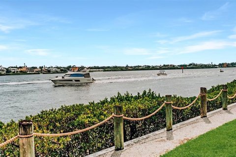 Copropriété à louer à Sarasota, Floride: 3 chambres, 118.91 m2 № 829165 - photo 28