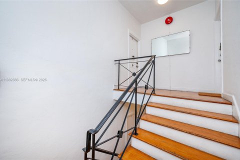 Снять в аренду кондоминиум в Майами-Бич, Флорида 46.54м2, № 2049756 - фото 9