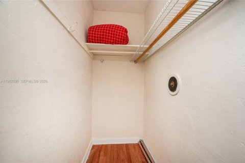 Снять в аренду кондоминиум в Майами-Бич, Флорида 46.54м2, № 2049756 - фото 20