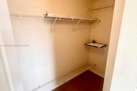 Condo in Palm Beach Gardens, Florida, 1 bedroom  № 2043127 - photo 15