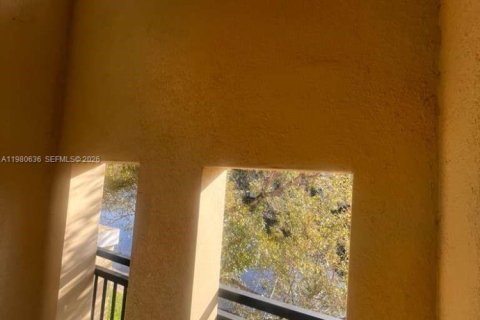 Condo in Palm Beach Gardens, Florida, 1 bedroom  № 2043127 - photo 21